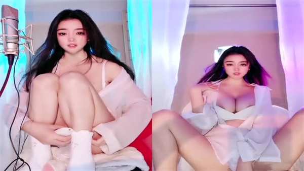 清秀姑奶奶私密视频，美女淫荡娇喘，高清无码大放送 海报