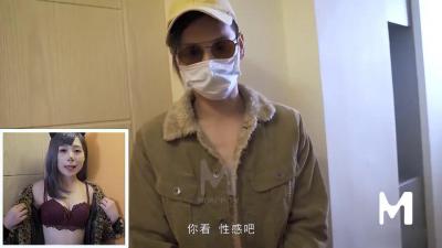 清纯妹妹情趣换装游戏玩过火，湿漉漉高潮迭起欲罢不能！ 海报