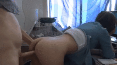 后入女同事，一停就急不可耐扭臀打人，外加销魂吮鸡巴！ 海报