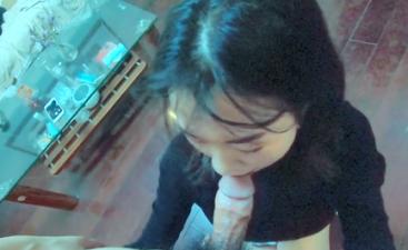 蜜桃臀长腿少妇客厅激情全记录 纤腰翘臀多体位娇喘 颤抖高潮完整收录 海报