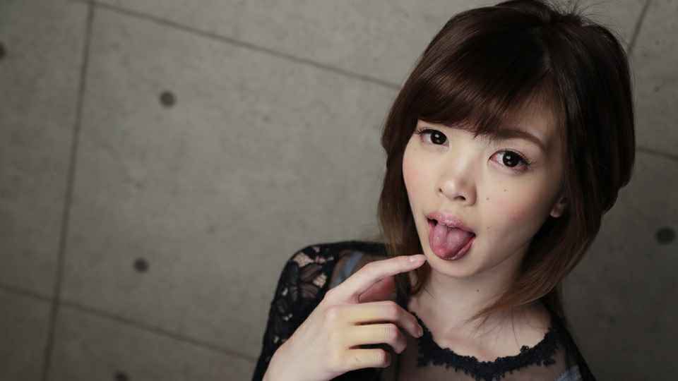 HEYZO 天音りん ねっとりベロチュー、みっちりセックス～美肌娘のオーガズム～ 海报