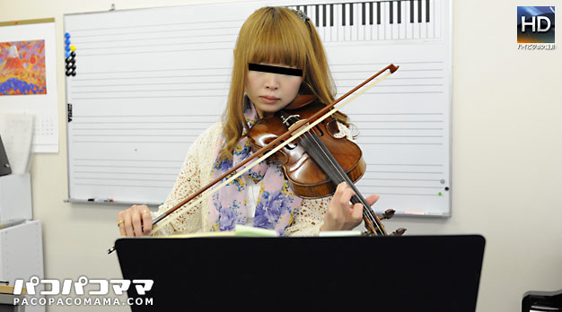 Paco _ 黒田麻世 働く地方のお母さん 〜音楽教室講師〜 海报
