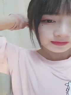 【国产精选自慰直播】初音i妹妹自慰插出好多淫液 海报