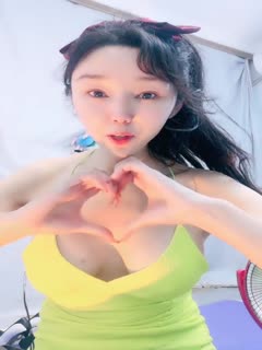 女人能顶半边天，丝袜高跟大长腿极品御姐全程露脸大秀演绎 海报