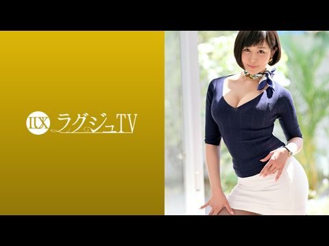 LUXU1133ラグジュTV1118オイルで光る豊満な女体で興奮を誘い、美尻の割れ目に肉棒を挟み扱く尻コキや、涎を絡ませ男根を味わうフェラなど、激しく男を責め立てる淫乱ぷり。その姿に、普段の麗しき英会話講師の面影は無い…。. 海报