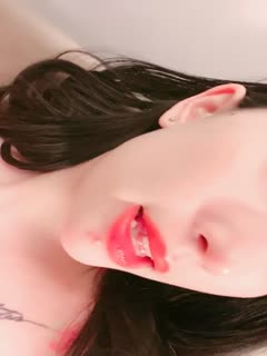 烈焰红唇颜值女神！脱下内裤性感翘臀！多毛骚逼掰开特写. 海报