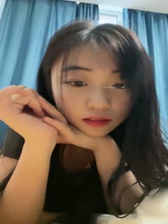 哇塞！这奶子好大啊【00后超级胸】又白又大我好喜欢_6 海报