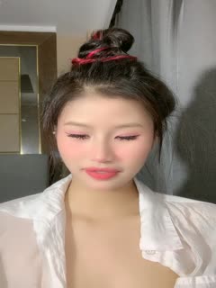 烈焰大红唇极品网红美女！热舞诱惑简直尤物！ 海报