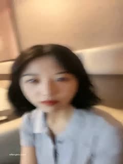 短发气质新人小妹，露奶露逼诱惑，胸好大。 海报