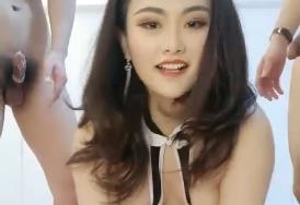 淫娃娜娜 3P. 海报