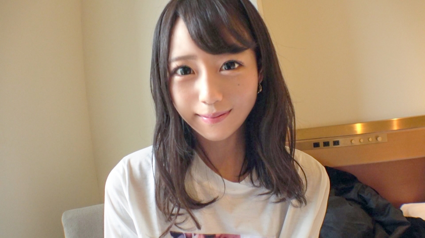 - ネットで応募→体験撮影 【初撮り】【スレンダー美女】【美しい小顔を歪ませて..】華奢な身体の水泳インストラクター。パンツに染みを作る程興奮して、久しぶりの性交に感じる。(乱伦) 海报
