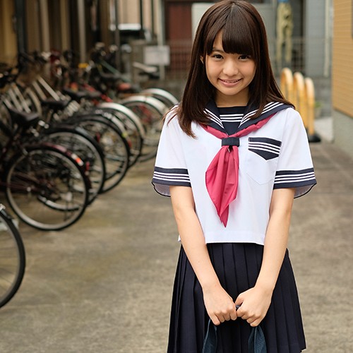 - ロリ系めちゃカワの女の子◆ 大人数でぶっかけ輪●！！ザーメンだらけ！ 海报